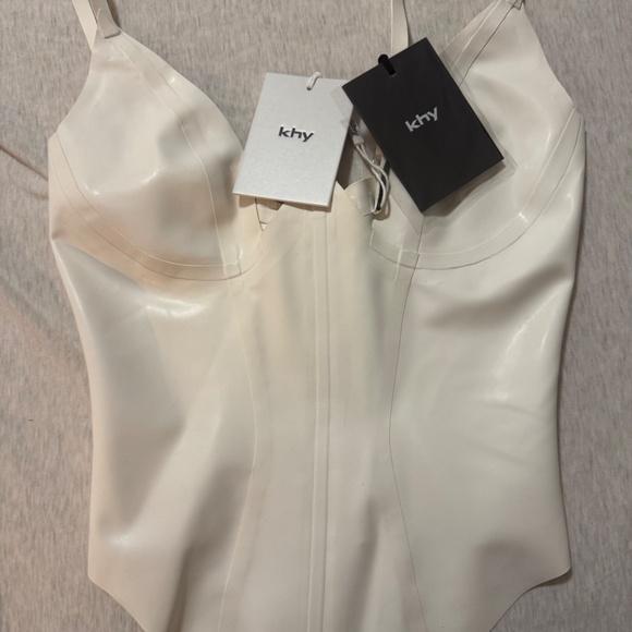 Khy Poster Girl by Kylie Jenner plunge latex tank - Picture 3 of 8